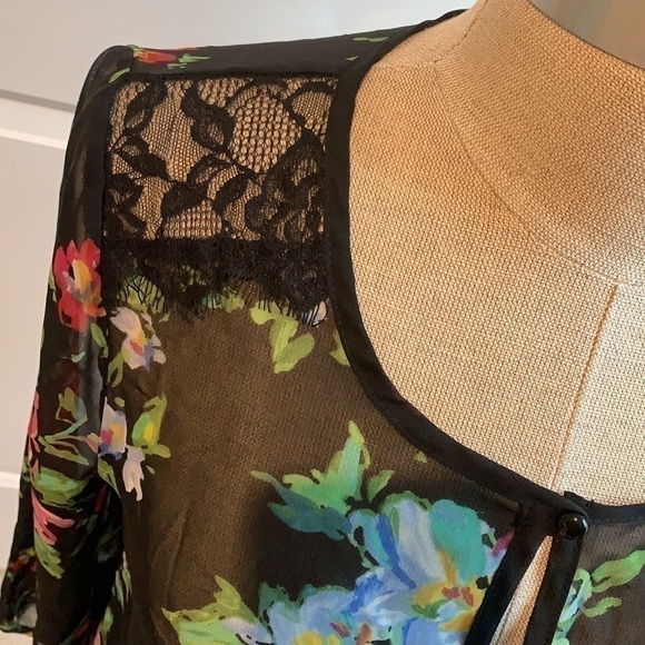 LILY ROSE FLORAL SHEER BLOUSE GU SZ S VERSATILE - Picture 3 of 11